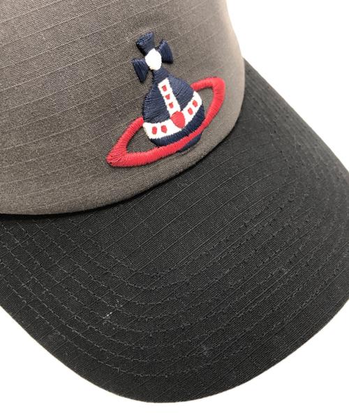 Vivienne Westwood（ヴィヴィアンウエストウッド）Vivienne Westwood (ヴィヴィアンウエストウッド) キャップ ブラック サイズ:表記なしの古着・服飾アイテム