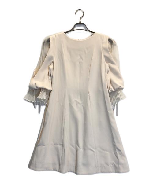 Snidel（スナイデル）Snidel (スナイデル) レディライクフレアミニワンピース アイボリー 未使用品の古着・服飾アイテム