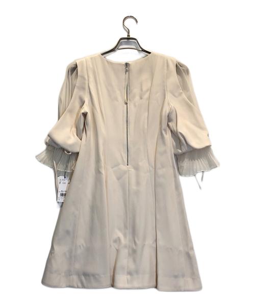 Snidel（スナイデル）Snidel (スナイデル) レディライクフレアミニワンピース アイボリー 未使用品の古着・服飾アイテム