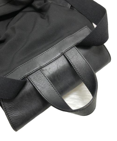 GUCCI（グッチ）GUCCI (グッチ) レザー切替リュック ブラックの古着・服飾アイテム