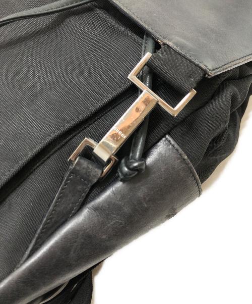 GUCCI（グッチ）GUCCI (グッチ) レザー切替リュック ブラックの古着・服飾アイテム