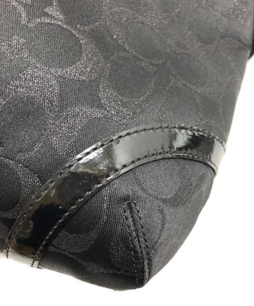 COACH（コーチ）COACH (コーチ) シグネチャー ショルダーバッグ ブラックの古着・服飾アイテム