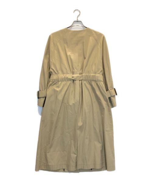 ADORE（アドーア）ADORE (アドーア) コンパクトコットンノーカラーコート ベージュ サイズ:36の古着・服飾アイテム