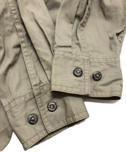 HARLEY-DAVIDSON（ハーレーダビッドソン）HARLEY-DAVIDSON (ハーレーダビッドソン) バック刺繍シャツ ベージュ サイズ:Mの古着・服飾アイテム