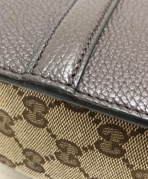 GUCCI（グッチ）GUCCI (グッチ) Buckle Detailed Monogrammed Crossbody Bag ブラウンの古着・服飾アイテム