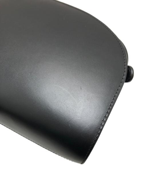 A.P.C.（アーペーセー）A.P.C. (アーペーセー) デミルーン　ショルダーバッグ ブラックの古着・服飾アイテム