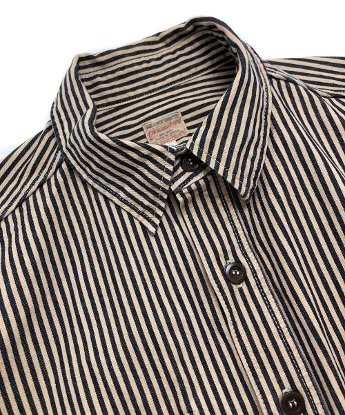 MOMOTARO JEANS（桃太郎ジーンズ）MOMOTARO JEANS (桃太郎ジーンズ) ヒッコリーカバーオール ネイビー×ホワイト サイズ:Lの古着・服飾アイテム