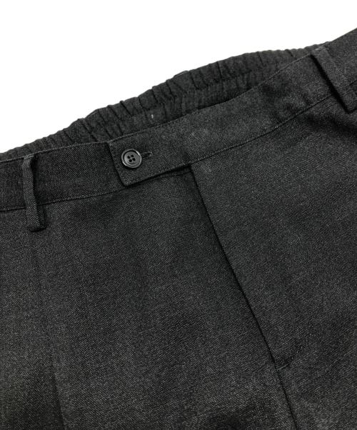 LARDINI（ラルディーニ）LARDINI (ラルディーニ) イージーウェア テクノウールトロピカル3B1プリーツスーツ グレー サイズ:50の古着・服飾アイテム