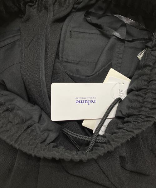 JOURNAL STANDARD relume（ジャーナルスタンダード レリューム）JOURNAL STANDARD relume (ジャーナルスタンダード レリューム) マットウースフレアタックパンツ ブラック サイズ:38 未使用品の古着・服飾アイテム