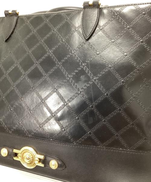 GIANNI VERSACE（ジャンニ・ヴェルサーチ）GIANNI VERSACE (ジャンニ・ヴェルサーチ) グレカラージトートバッグ ブラック サイズ:表記なしの古着・服飾アイテム