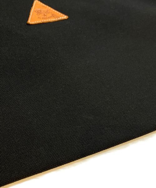 IL BISONTE（イル ビゾンテ）IL BISONTE (イル ビゾンテ) ショルダーバッグ ブラックの古着・服飾アイテム