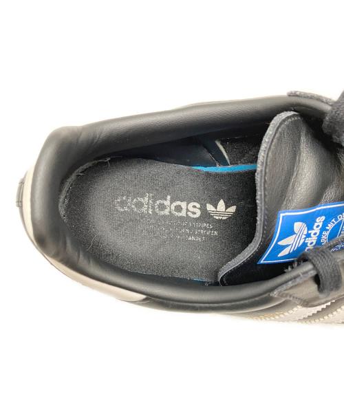 adidas（アディダス）adidas (アディダス) スニーカー ブラック サイズ:28.5CMの古着・服飾アイテム
