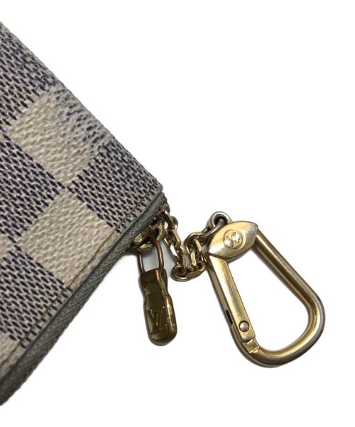 LOUIS VUITTON（ルイ ヴィトン）LOUIS VUITTON (ルイ ヴィトン) ダミエ・アズール　コインケース ホワイトの古着・服飾アイテム