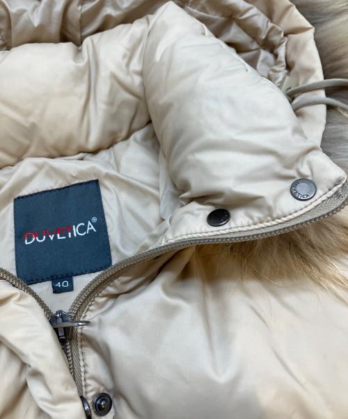 DUVETICA（デュベティカ）DUVETICA (デュベティカ) フォックスファーダウンコート ベージュ サイズ:40(Mサイズ相当)の古着・服飾アイテム