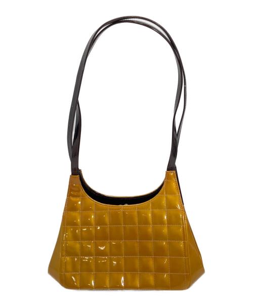 CHANEL（シャネル）CHANEL (シャネル) チョコバーパテントショルダーバッグ イエロー サイズ:表記なしの古着・服飾アイテム