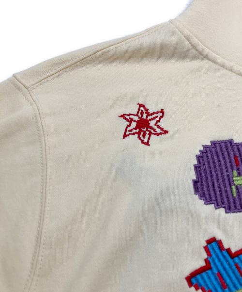 battle kid（バトルキッド）battle kid (バトルキッド) 刺繍ロゴワッペンジップパーカー  アイボリー サイズ:XLの古着・服飾アイテム