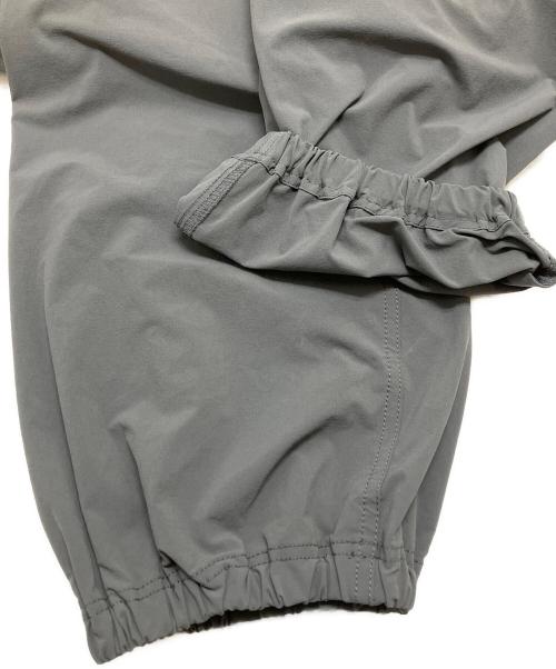 GRAMICCI（グラミチ）GRAMICCI (グラミチ) 4WAY STRETCH TRACK PANT グレー サイズ:XLの古着・服飾アイテム