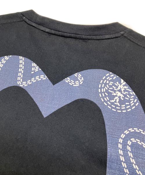 EVISU（エヴィス）EVISU (エヴィス) 家紋とカモメ大黒の発泡プリントルーズフィットTシャツ ブラック サイズ:XXLの古着・服飾アイテム