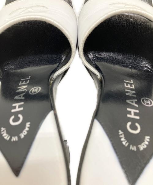 CHANEL（シャネル）CHANEL (シャネル) ヒールサンダル ホワイト×ブラック サイズ:36の古着・服飾アイテム