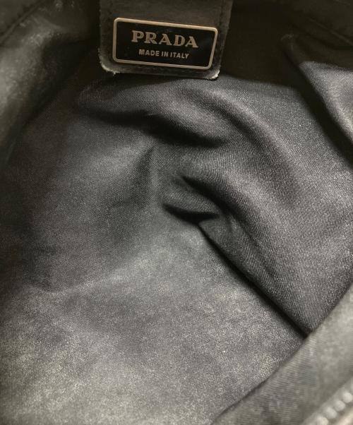 PRADA（プラダ）PRADA (プラダ) ナイロンショルダーバッグ ブラックの古着・服飾アイテム