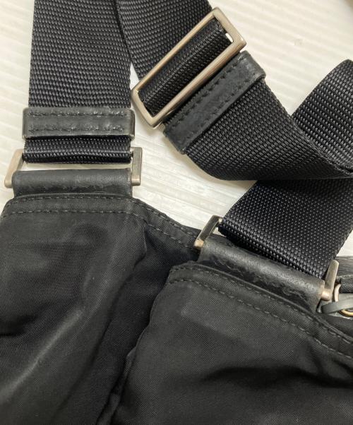PRADA（プラダ）PRADA (プラダ) ナイロンショルダーバッグ ブラックの古着・服飾アイテム