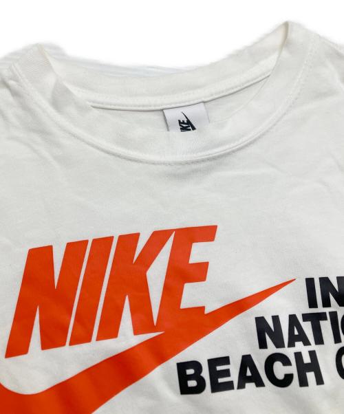 NIKE（ナイキ）NIKE (ナイキ) stussy (ステューシー) REACH THE BEACH POSSE TEE ホワイト サイズ:Mの古着・服飾アイテム