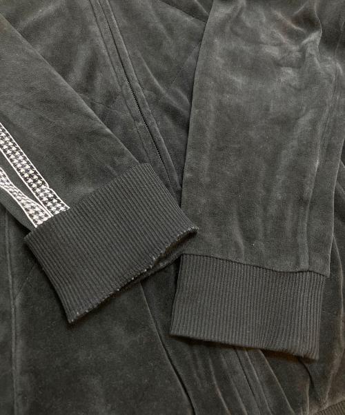 FRED PERRY（フレッドペリー）FRED PERRY (フレッドペリー) ベロアトラックジャケット ブラック サイズ:Mの古着・服飾アイテム