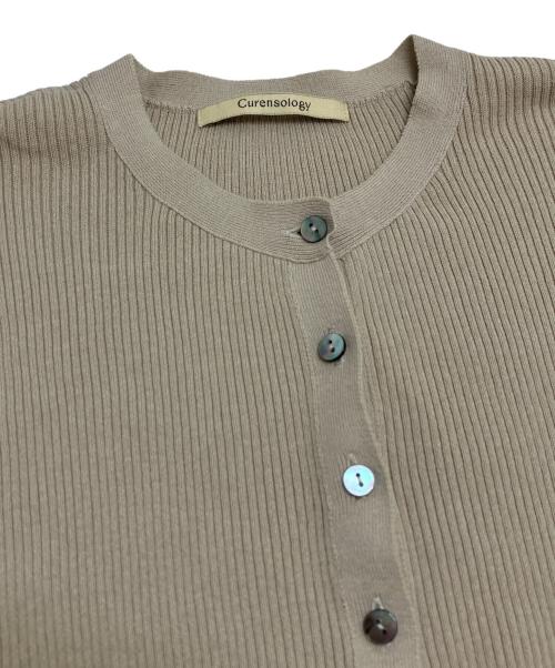 Curensology（カレンソロジー）Curensology (カレンソロジー) ボタンあきギャザーワンピース ベージュ サイズ:FREEの古着・服飾アイテム