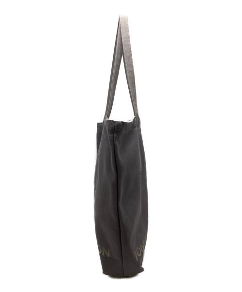 FONDATION LOUIS VUITTON（フォンダシオンルイヴィトン）FONDATION LOUIS VUITTON (フォンダシオンルイヴィトン) ロゴトートバッグ グレーの古着・服飾アイテム
