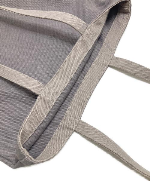 FONDATION LOUIS VUITTON（フォンダシオンルイヴィトン）FONDATION LOUIS VUITTON (フォンダシオンルイヴィトン) ロゴトートバッグ グレーの古着・服飾アイテム