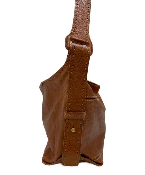genten（ゲンテン）genten (ゲンテン) ヴィンテージバッファロー ショルダーバッグ大 ブラウンの古着・服飾アイテム