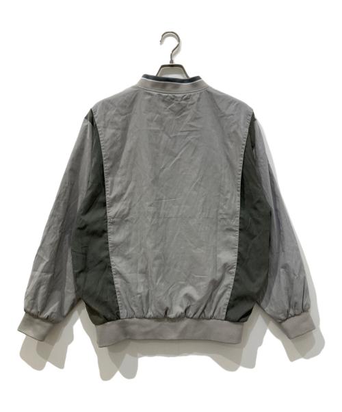 YARDSALE（ヤードセール）YARDSALE (ヤードセール) Vネックナイロン グレー サイズ:Mの古着・服飾アイテム