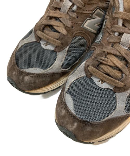 NEW BALANCE（ニューバランス）NEW BALANCE (ニューバランス) M2002RLY BROWN ブラウン サイズ:US7/UK6.5/EUR40/CM25の古着・服飾アイテム