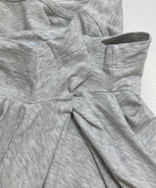BRUNELLO CUCINELLI（ブルネロクチネリ）BRUNELLO CUCINELLI (ブルネロクチネリ) モニーレチェーン装飾ワイド変形カットソー グレー サイズ:Sの古着・服飾アイテム