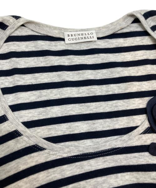 BRUNELLO CUCINELLI（ブルネロクチネリ）BRUNELLO CUCINELLI (ブルネロクチネリ) Uネックリブボーダーカットソー グレー サイズ:Sの古着・服飾アイテム