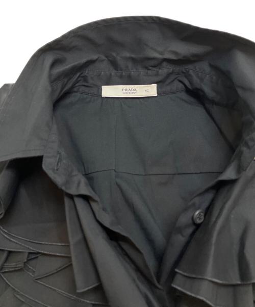 PRADA（プラダ）PRADA (プラダ) フリルノースリーブシャツ ブラック サイズ:40(M〜L)の古着・服飾アイテム