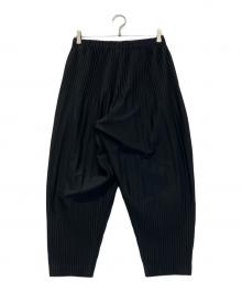 HOMME PLISSE ISSEY MIYAKE（オム プリッセ イッセイ ミヤケ）の古着「BASICS」｜ブラック