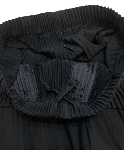 HOMME PLISSE ISSEY MIYAKE（オム プリッセ イッセイ ミヤケ）HOMME PLISSE ISSEY MIYAKE (オム プリッセ イッセイ ミヤケ) BASICS ブラック サイズ:1の古着・服飾アイテム