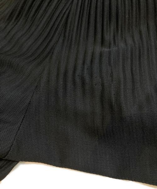 HOMME PLISSE ISSEY MIYAKE（オム プリッセ イッセイ ミヤケ）HOMME PLISSE ISSEY MIYAKE (オム プリッセ イッセイ ミヤケ) BASICS ブラック サイズ:1の古着・服飾アイテム