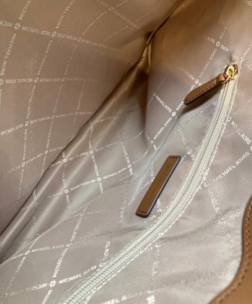MICHAEL KORS（マイケルコース）MICHAEL KORS (マイケルコース) SHEILA ミッドファスナー トート ラージ/シグネチャートートバッグ ブラウン サイズ:表記なしの古着・服飾アイテム