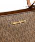 中古・古着 MICHAEL KORS (マイケルコース) SHEILA ミッドファスナー トート ラージ/シグネチャートートバッグ ブラウン サイズ:表記なし：11000円