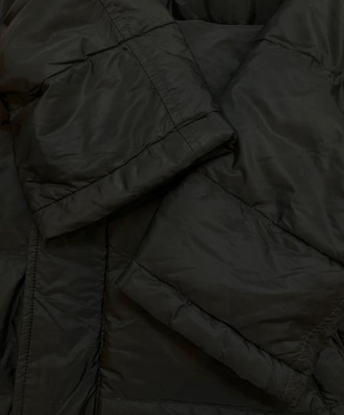 PRADA SPORTS（プラダスポーツ）PRADA SPORTS (プラダスポーツ) ファー付 トライアングルロゴ ダウンジャケット ブラック サイズ:50の古着・服飾アイテム