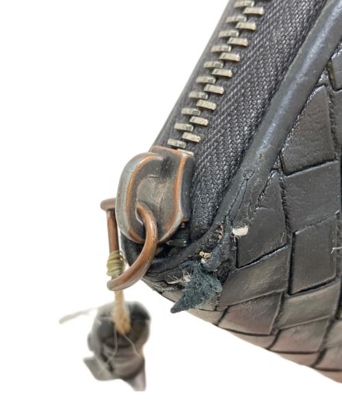 BOTTEGA VENETA（ボッテガベネタ）BOTTEGA VENETA (ボッテガベネタ) イントレチャート ラウンドジップ ウォレット ブラック サイズ:表記なしの古着・服飾アイテム