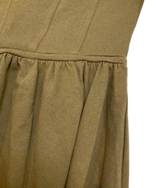MES VACANCES（ミヴァコンス）mes vacances (ミヴァコンス) Organic cotton カットドレス カーキ サイズ:Free 未使用品の古着・服飾アイテム