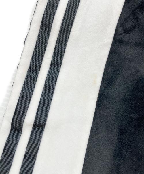 adidas（アディダス）adidas (アディダス) ADIBREAK VELOUR TP ブラック サイズ:XLの古着・服飾アイテム