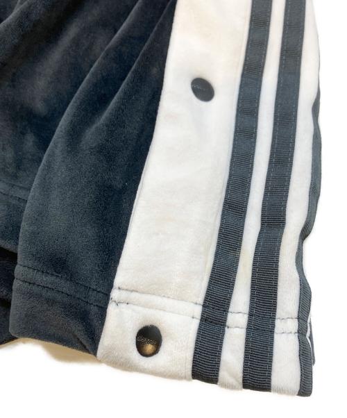 adidas（アディダス）adidas (アディダス) ADIBREAK VELOUR TP ブラック サイズ:XLの古着・服飾アイテム