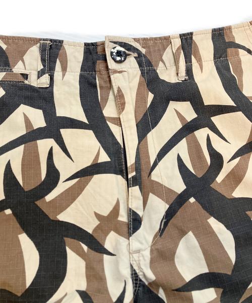 A BATHING APE（アベイシングエイプ）A BATHING APE (アベイシングエイプ) トライバルカモハーフパンツ ブラウン サイズ:Lの古着・服飾アイテム