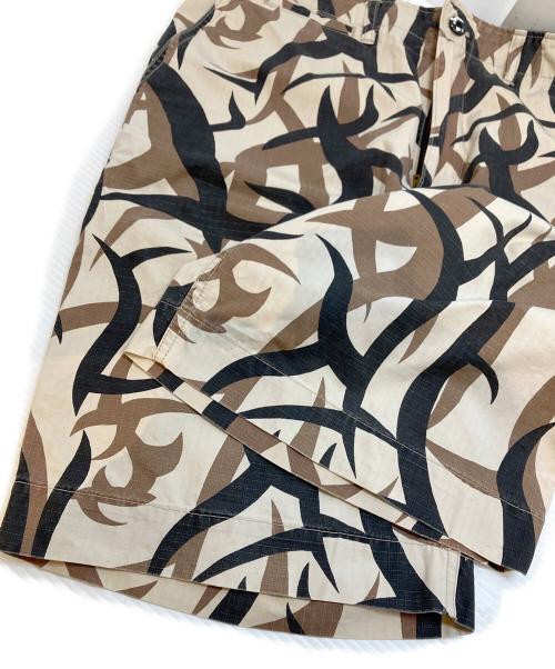 A BATHING APE（アベイシングエイプ）A BATHING APE (アベイシングエイプ) トライバルカモハーフパンツ ブラウン サイズ:Lの古着・服飾アイテム