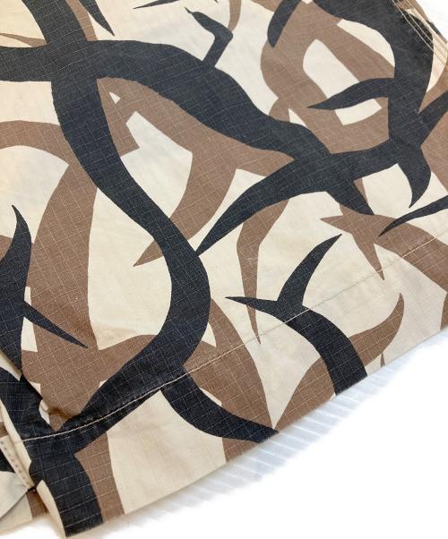 A BATHING APE（アベイシングエイプ）A BATHING APE (アベイシングエイプ) トライバルカモハーフパンツ ブラウン サイズ:Lの古着・服飾アイテム