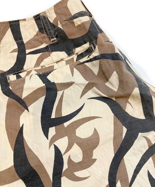 A BATHING APE（アベイシングエイプ）A BATHING APE (アベイシングエイプ) トライバルカモハーフパンツ ブラウン サイズ:Lの古着・服飾アイテム